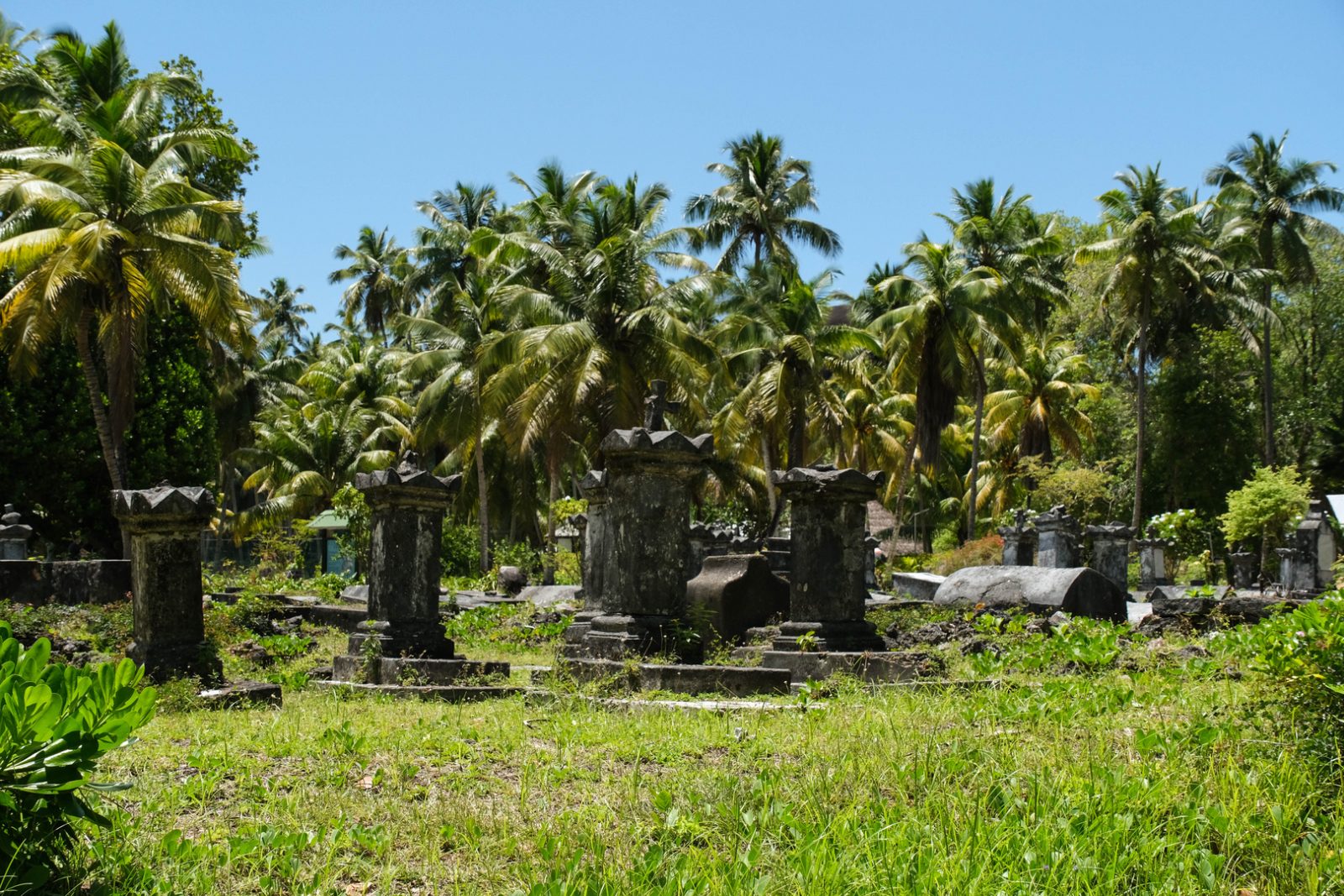 L'Union Estate Traditional Cemetery