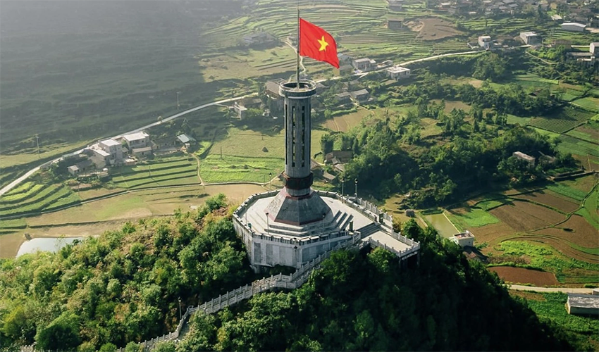 Lung Cu Flag Tower