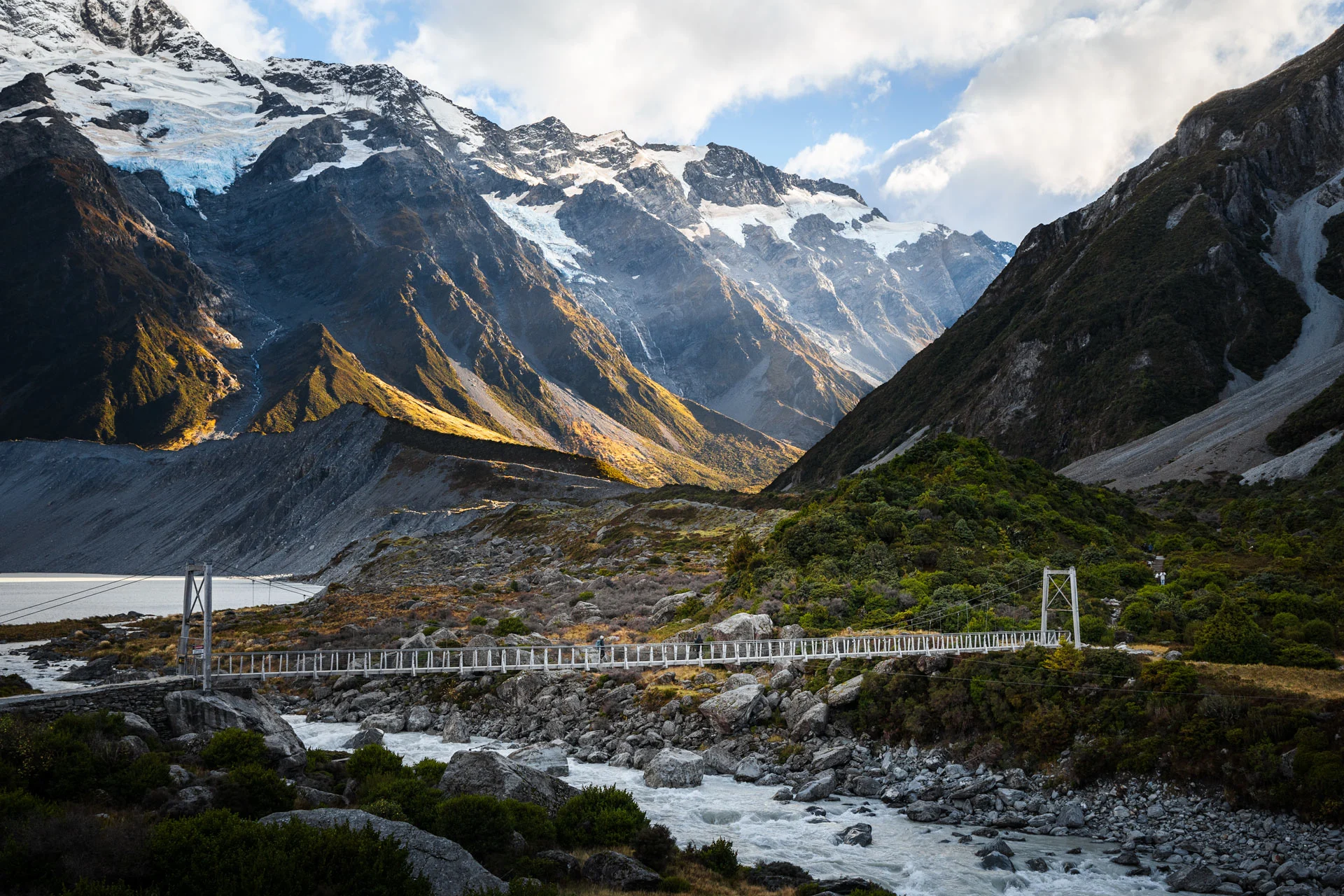 Hooker Valley Track Swing Bridge