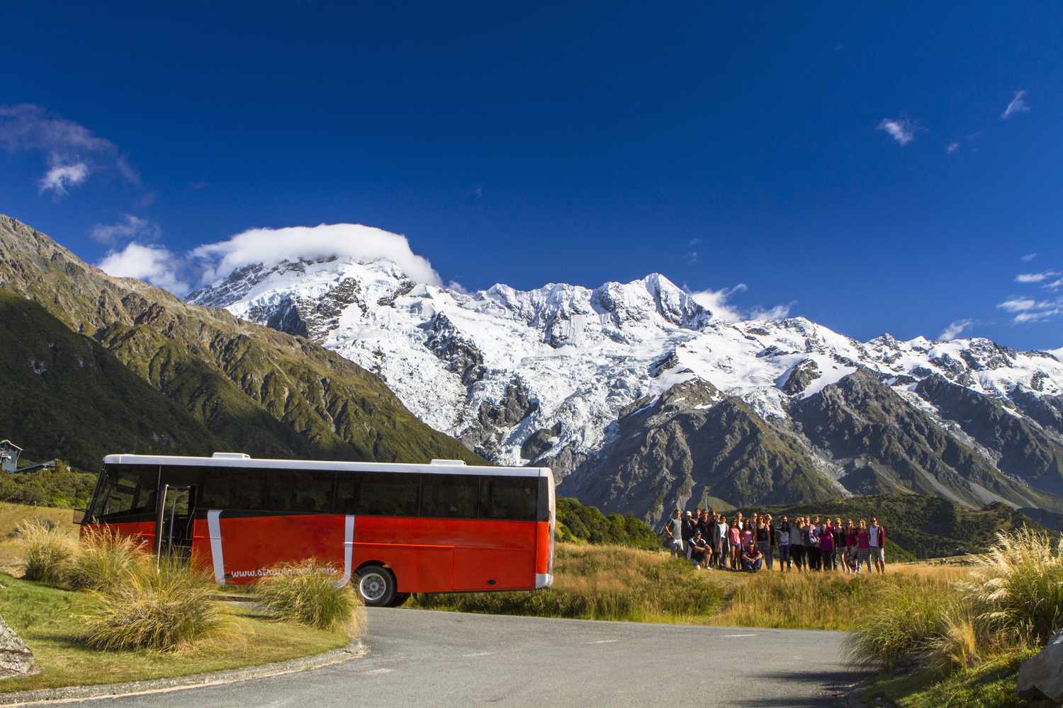 Christchurch to Queenstown Tour Bus