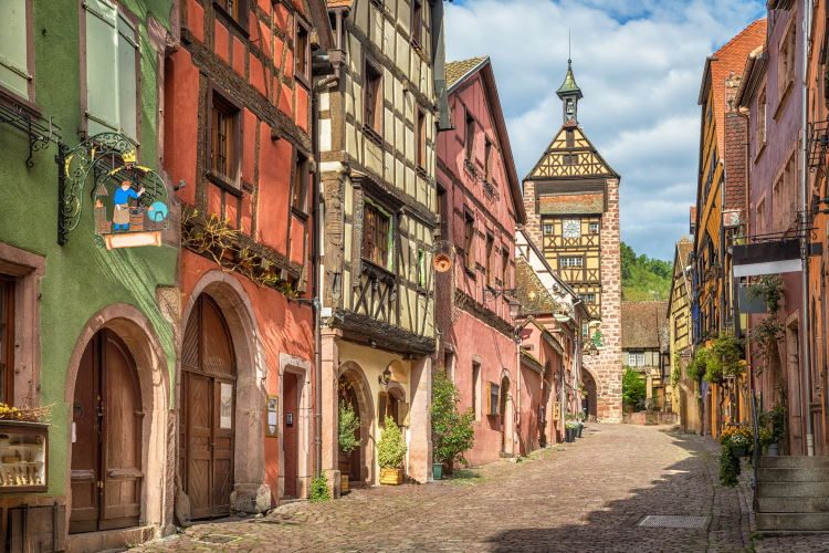 Alsace Day Tour From Strasbourg to Colmar Riquewihr Et Haut Koenigsbourg