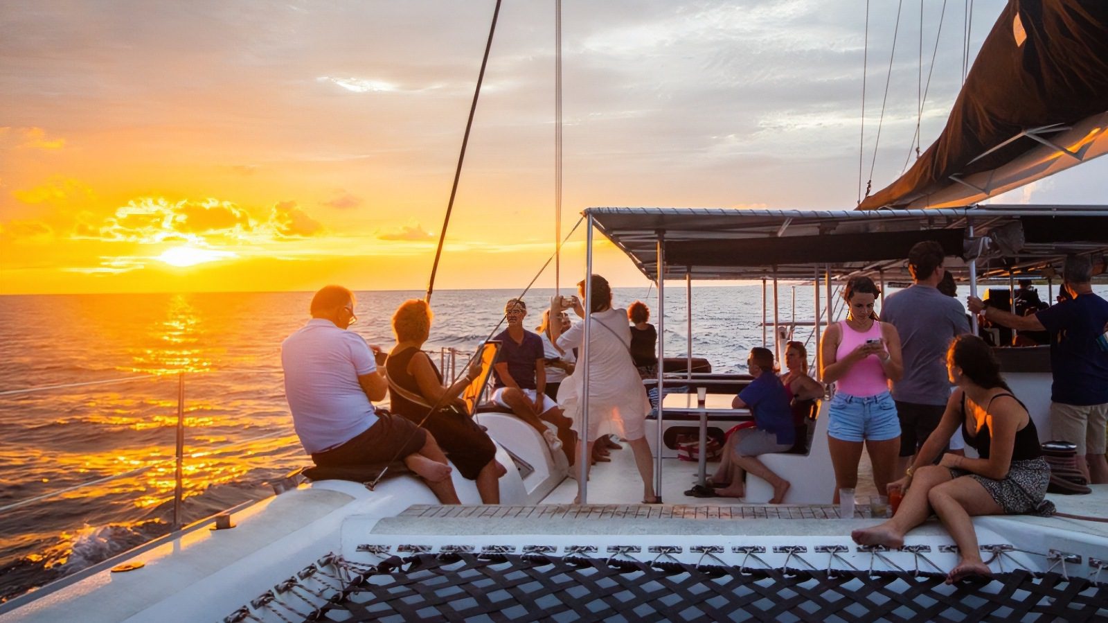 Your experience at Waikiki Booze Cruise