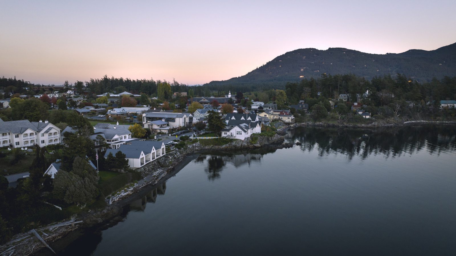Eastsound Village