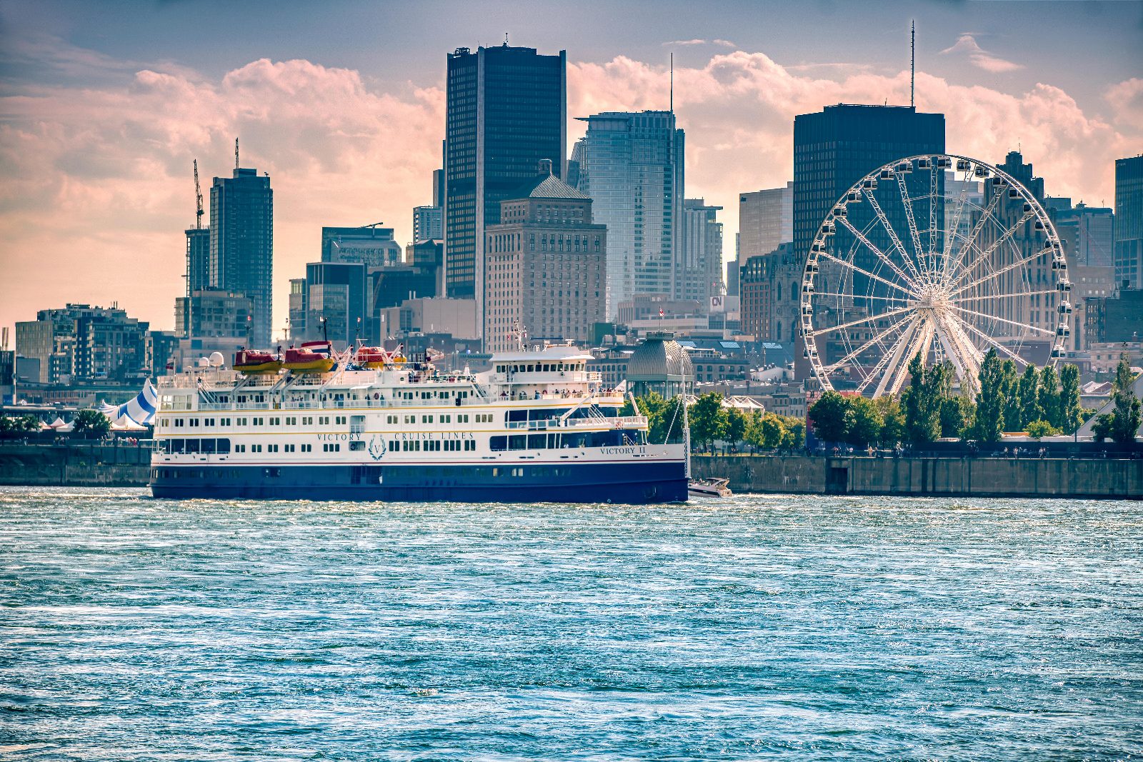 Montreal Dinner Cruise on St. Lawrence River