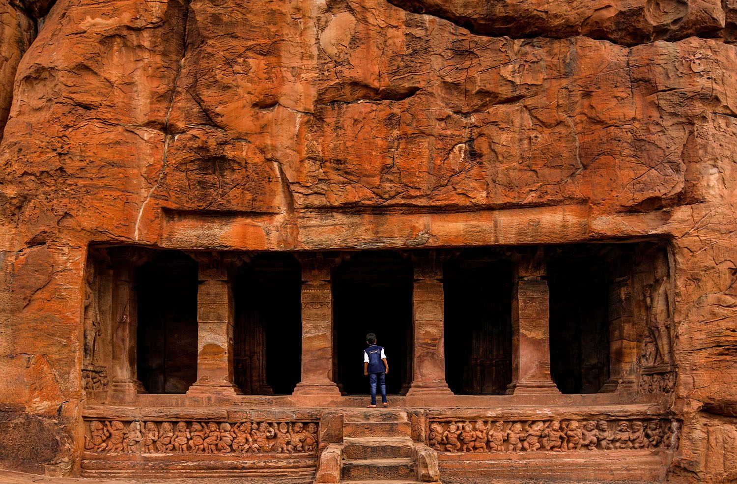 Your experience at Hampi to Badami Tour