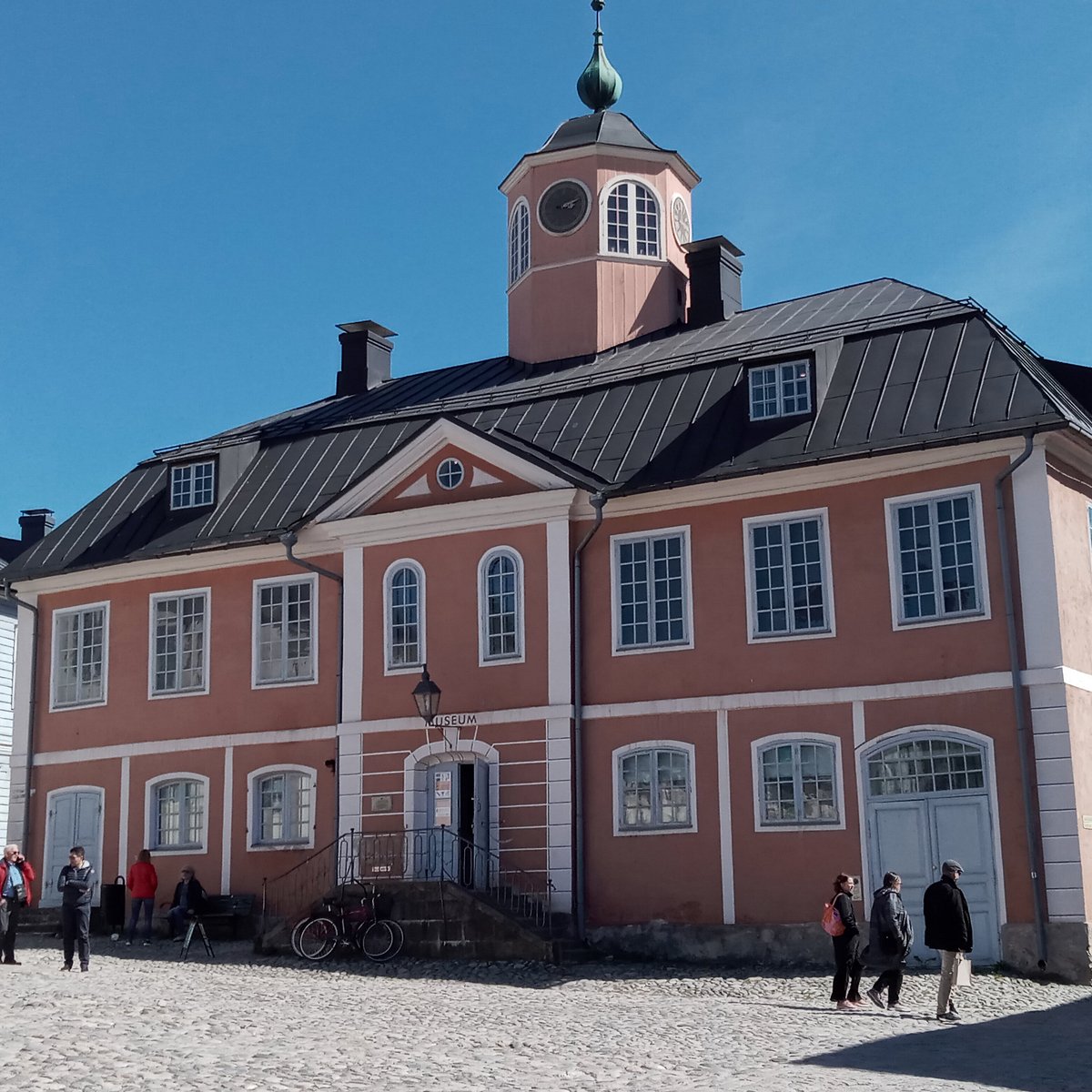 Town Hall Square