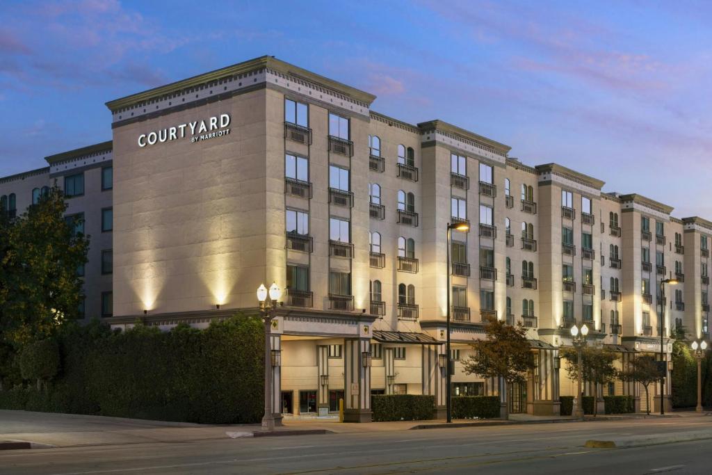 Courtyard by Marriott