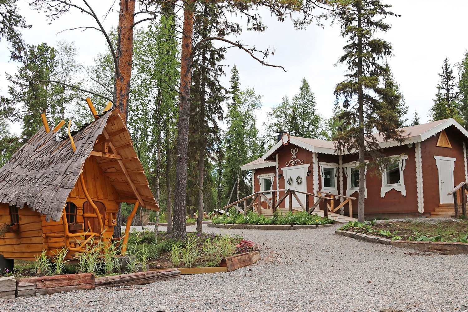 Elves Village Tonttula