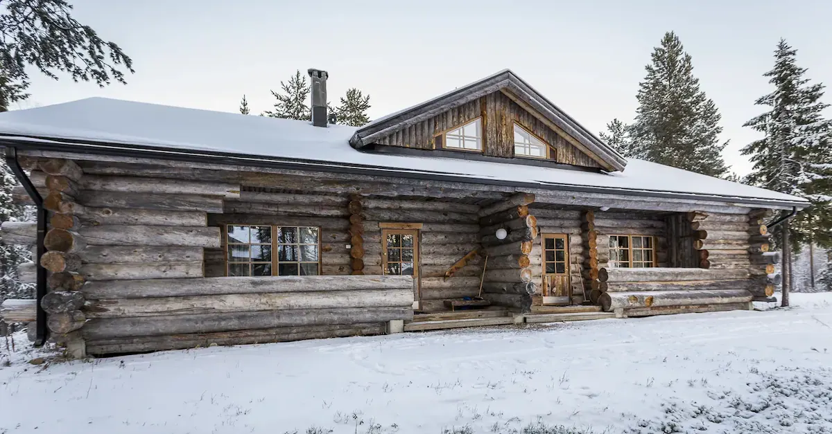 Kelo Log Cabins