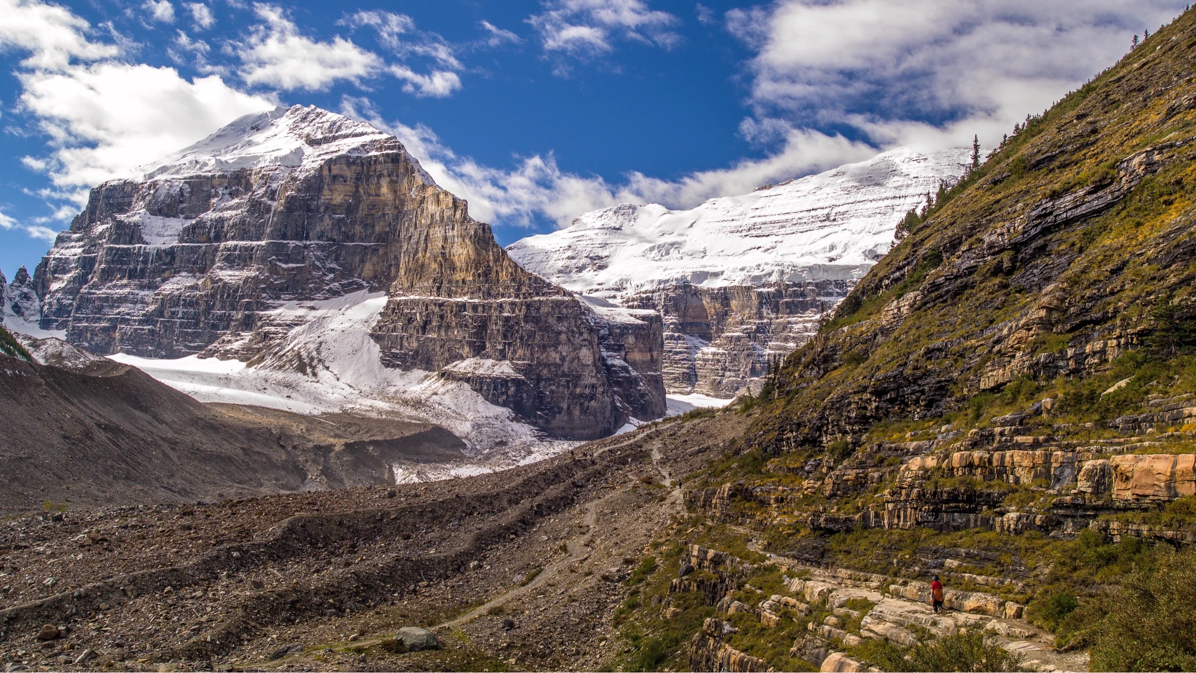 Plain of Six Glaciers