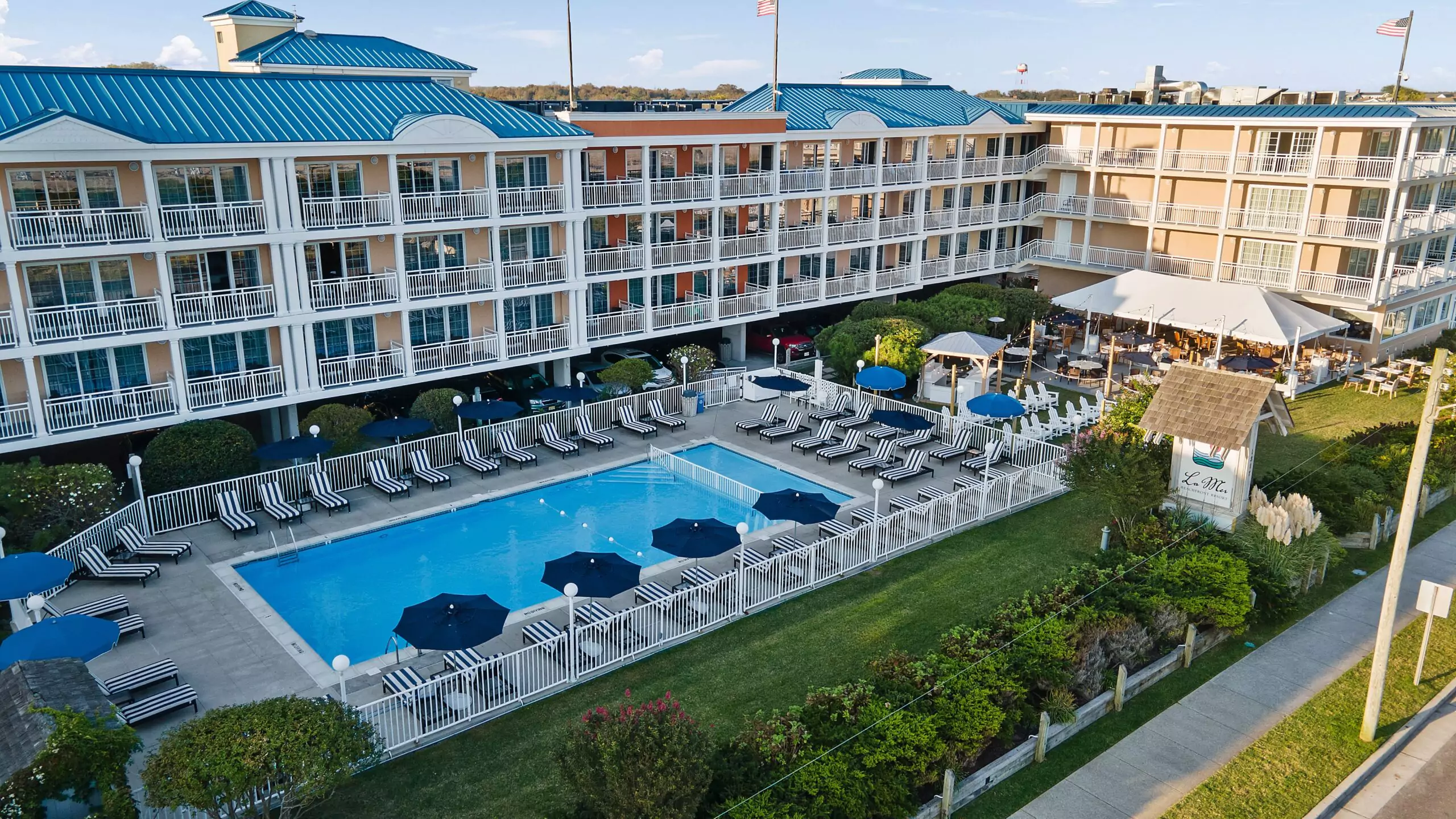 La Mer Beachfront Resort