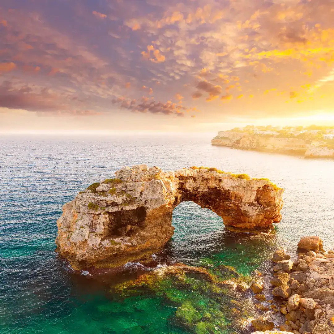 Es Pontàs Natural Arch