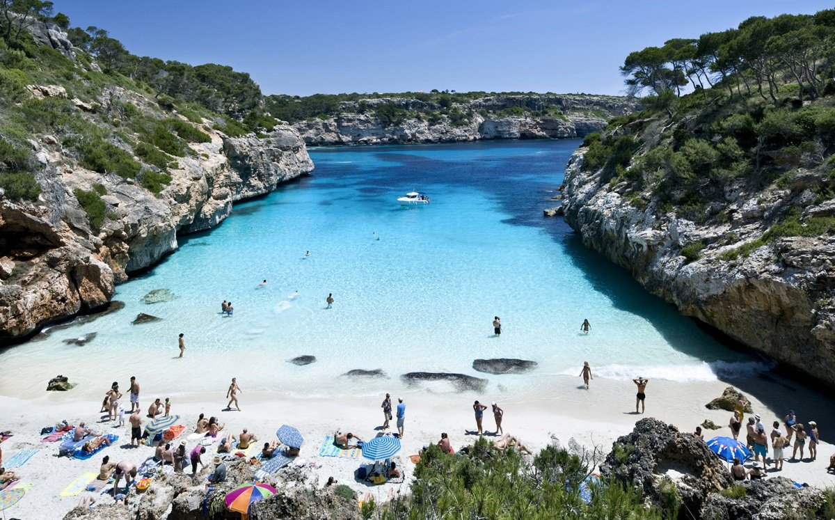 Calo des Moro swimming stop