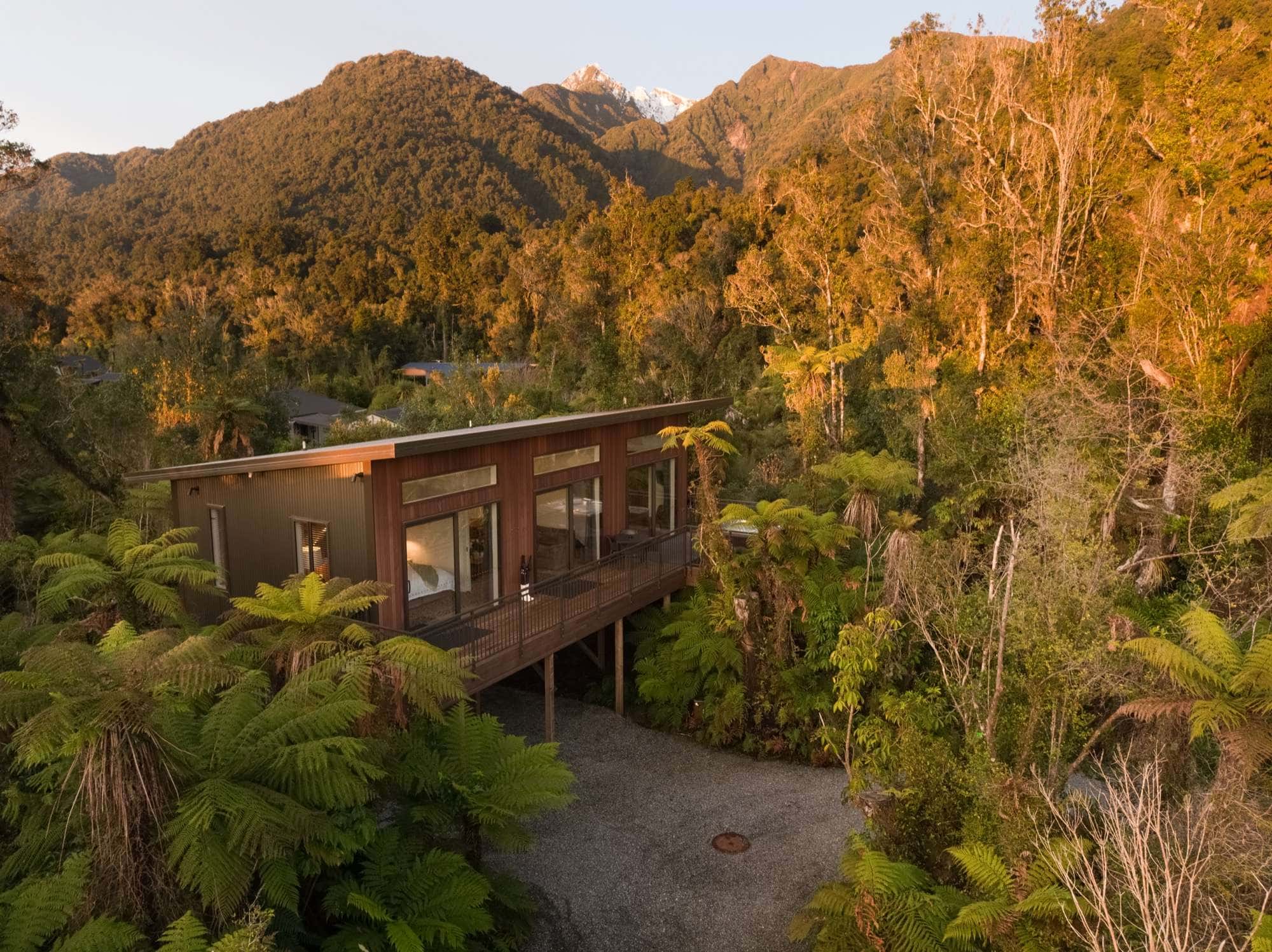 Heritage Lodge