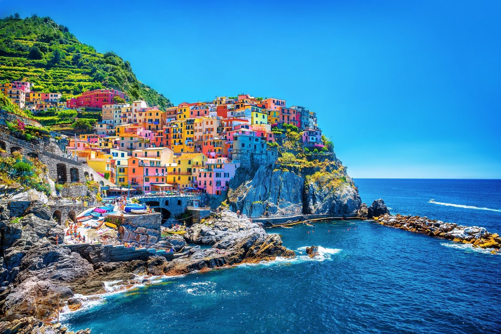 Cruising the Cinque Terre coast