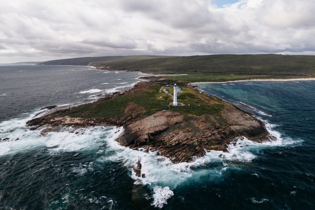 Augusta Whale Watching on Cape Leeuwin Waters