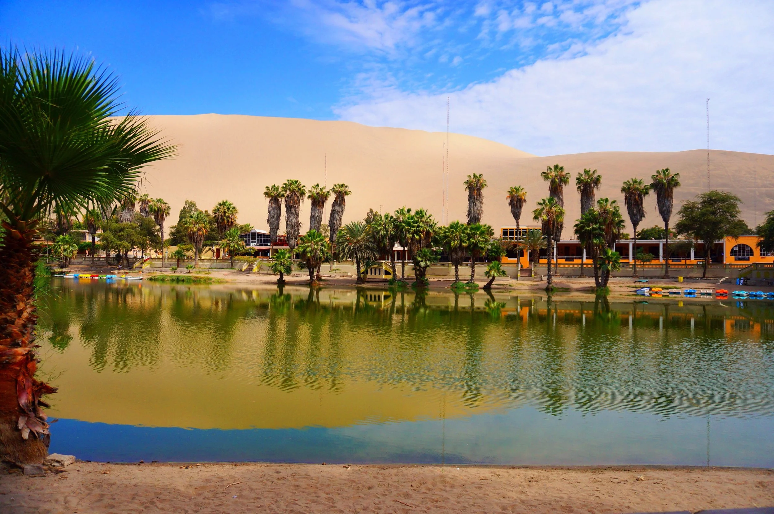 Huacachina Plaza