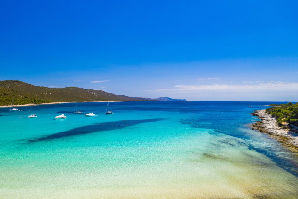 White Sand Shoreline