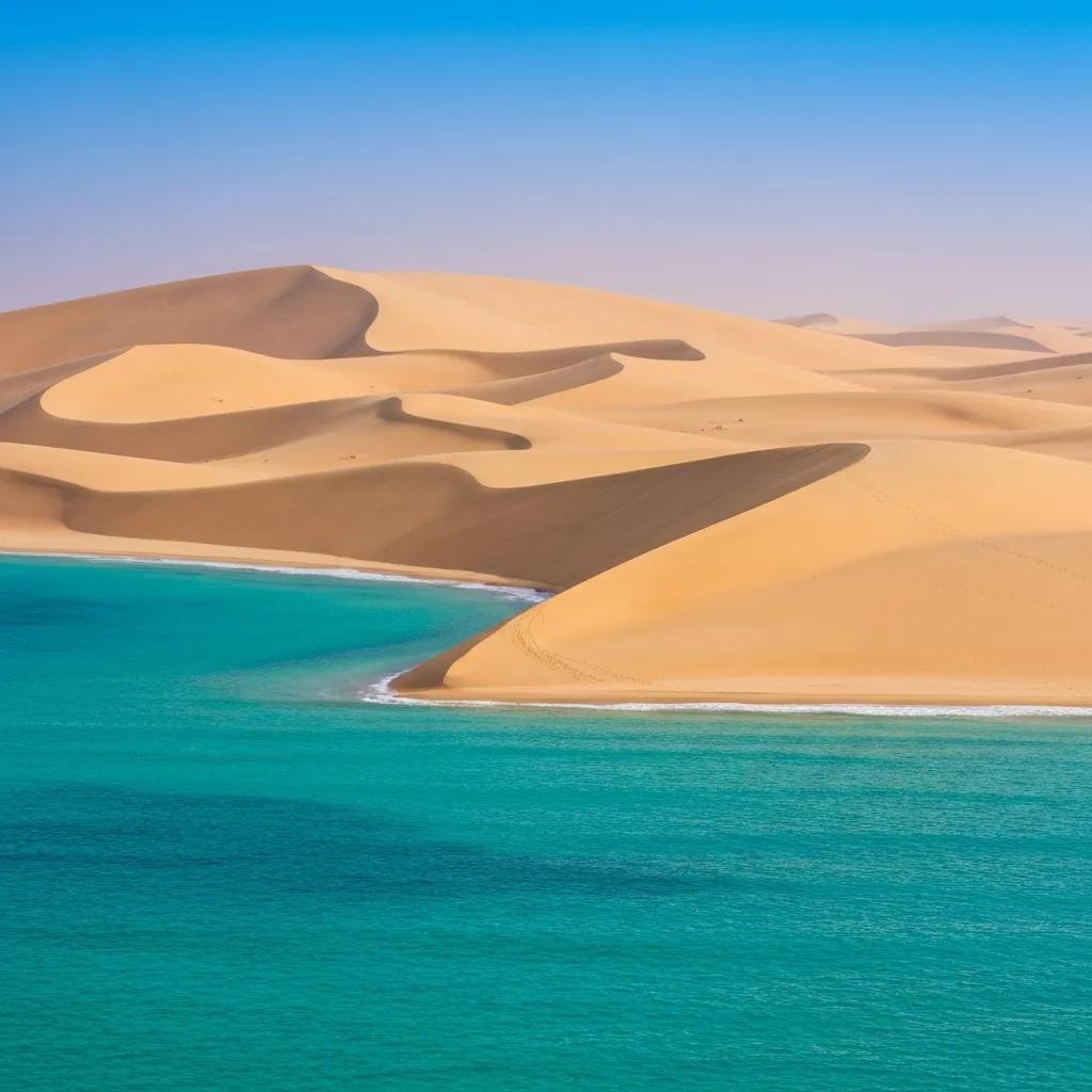 Khor Al Adaid Shoreline