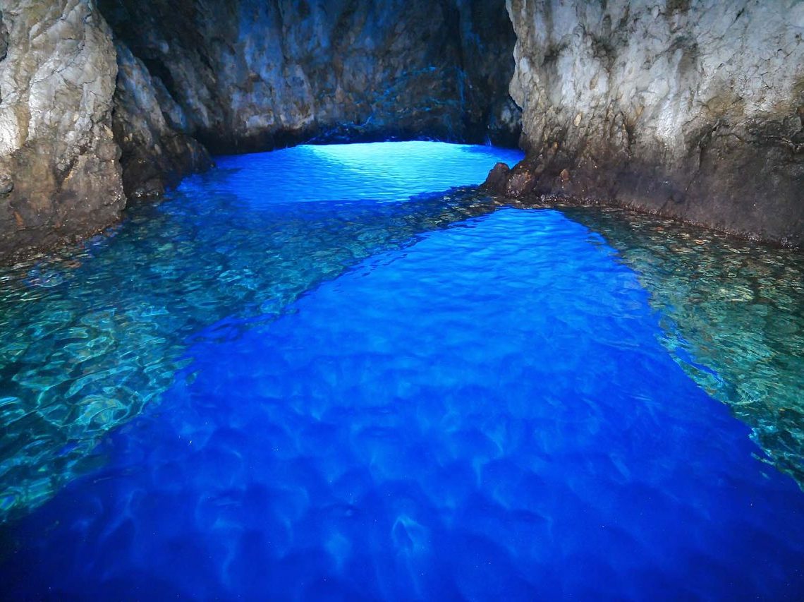 The Side Vault Channel
