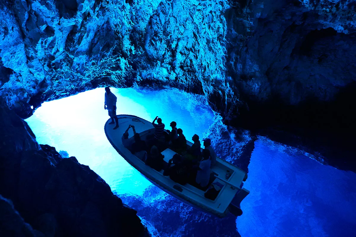 Your experience at Vis Blue Cave Tour