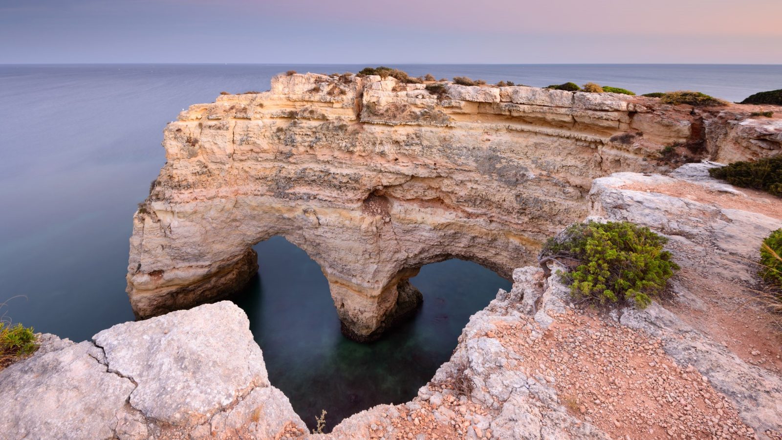 Praia da Marinha Arches