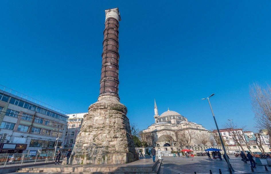 Çemberlitaş Column