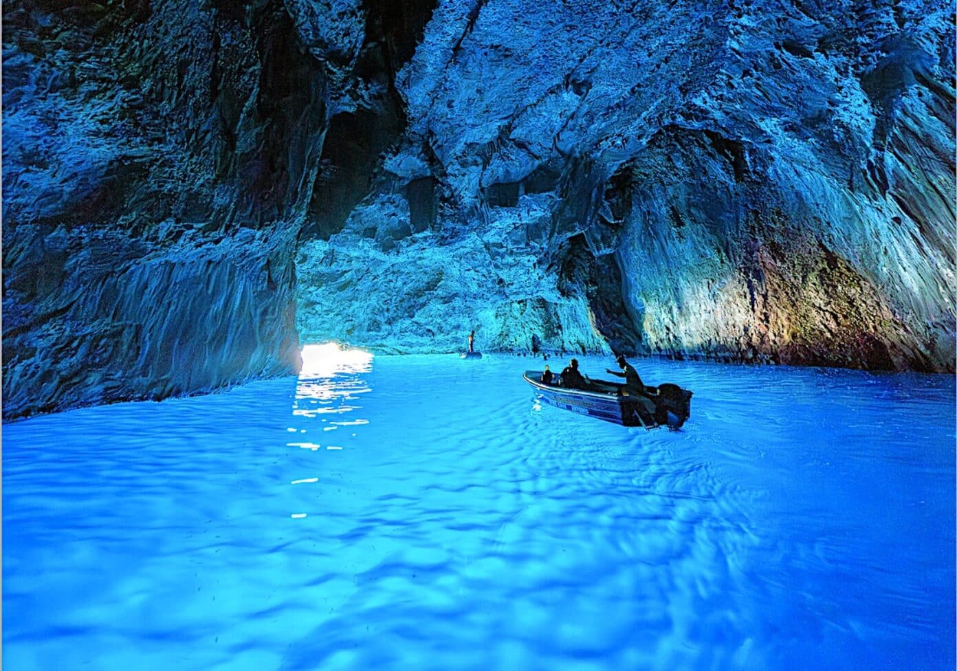 Your experience at Rina Cave Boat Trip