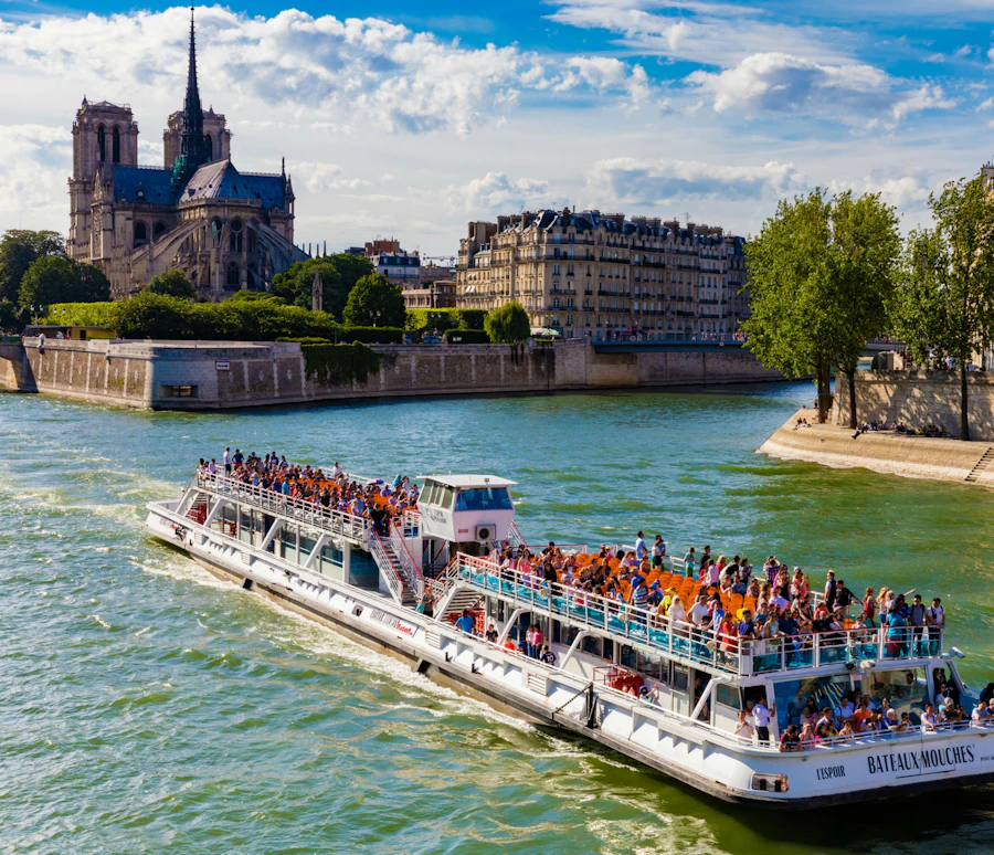 Canal Saint Martin Cruise Reviews