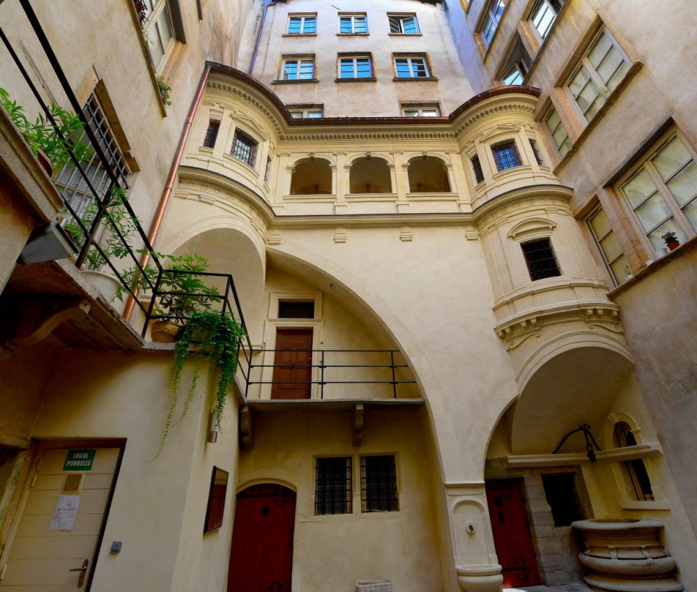 Traboules Lyon Self Guided Tour