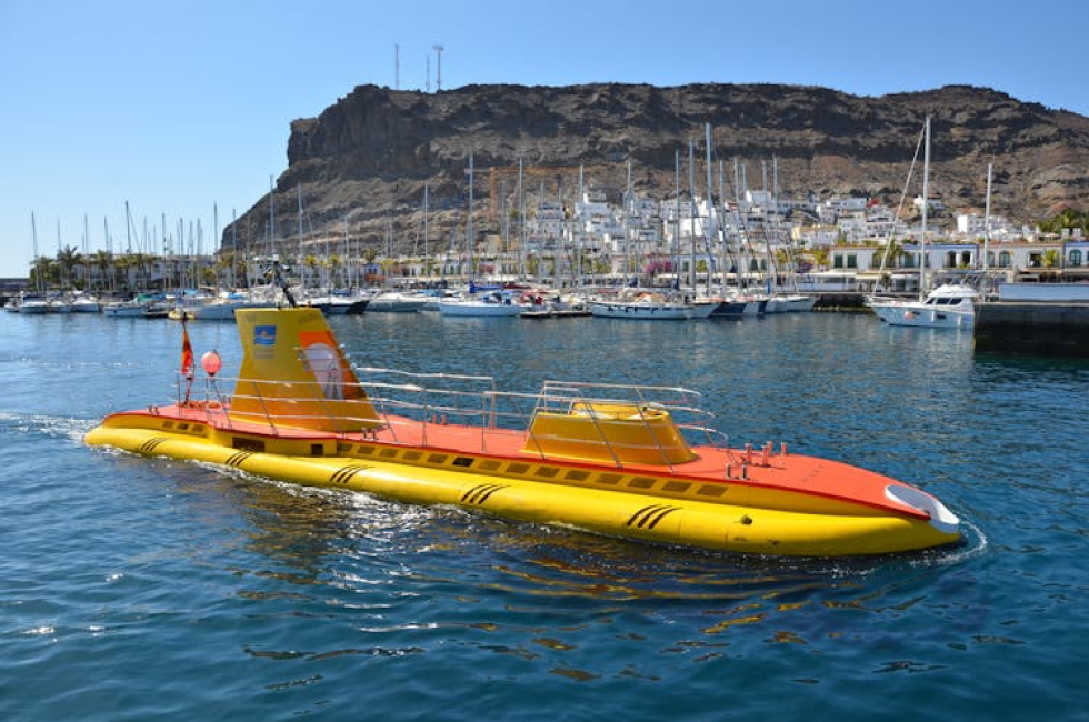 Yellow Submarine Tour