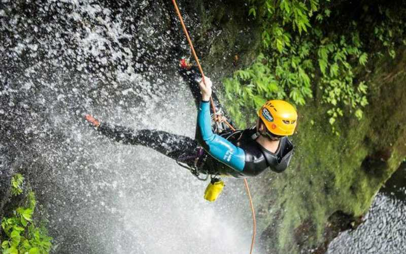 Gitgit Waterfall Canyoning