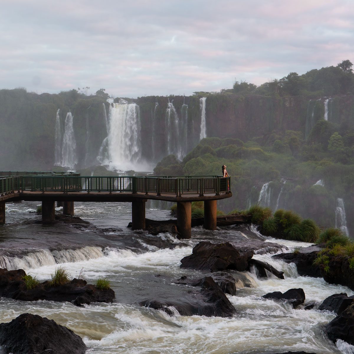 Devil’s Throat Footbridge