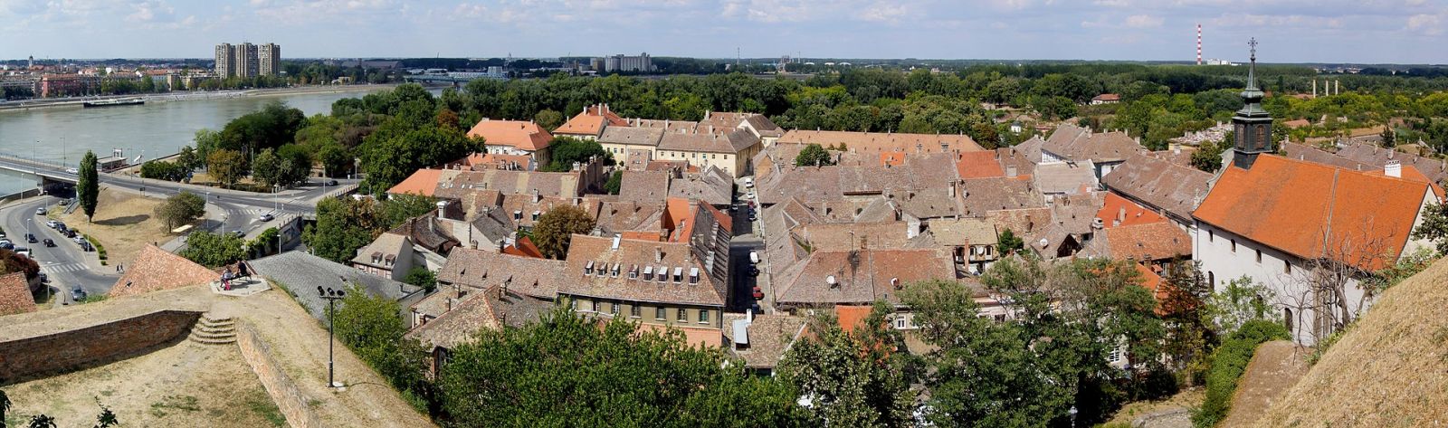 Lower Town exploration