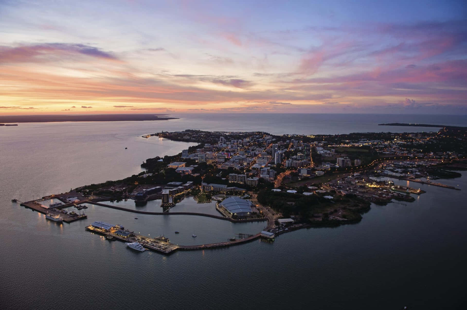 Historical Harbour Vistas