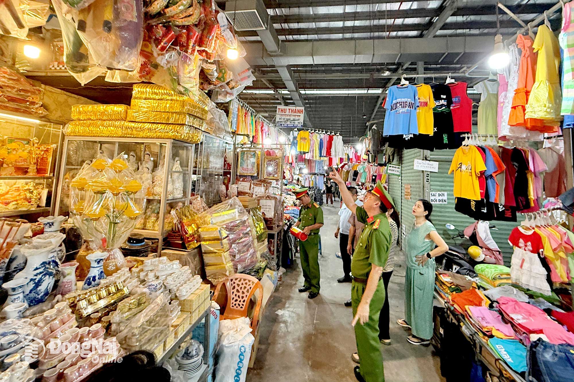 Tan Hiep Market