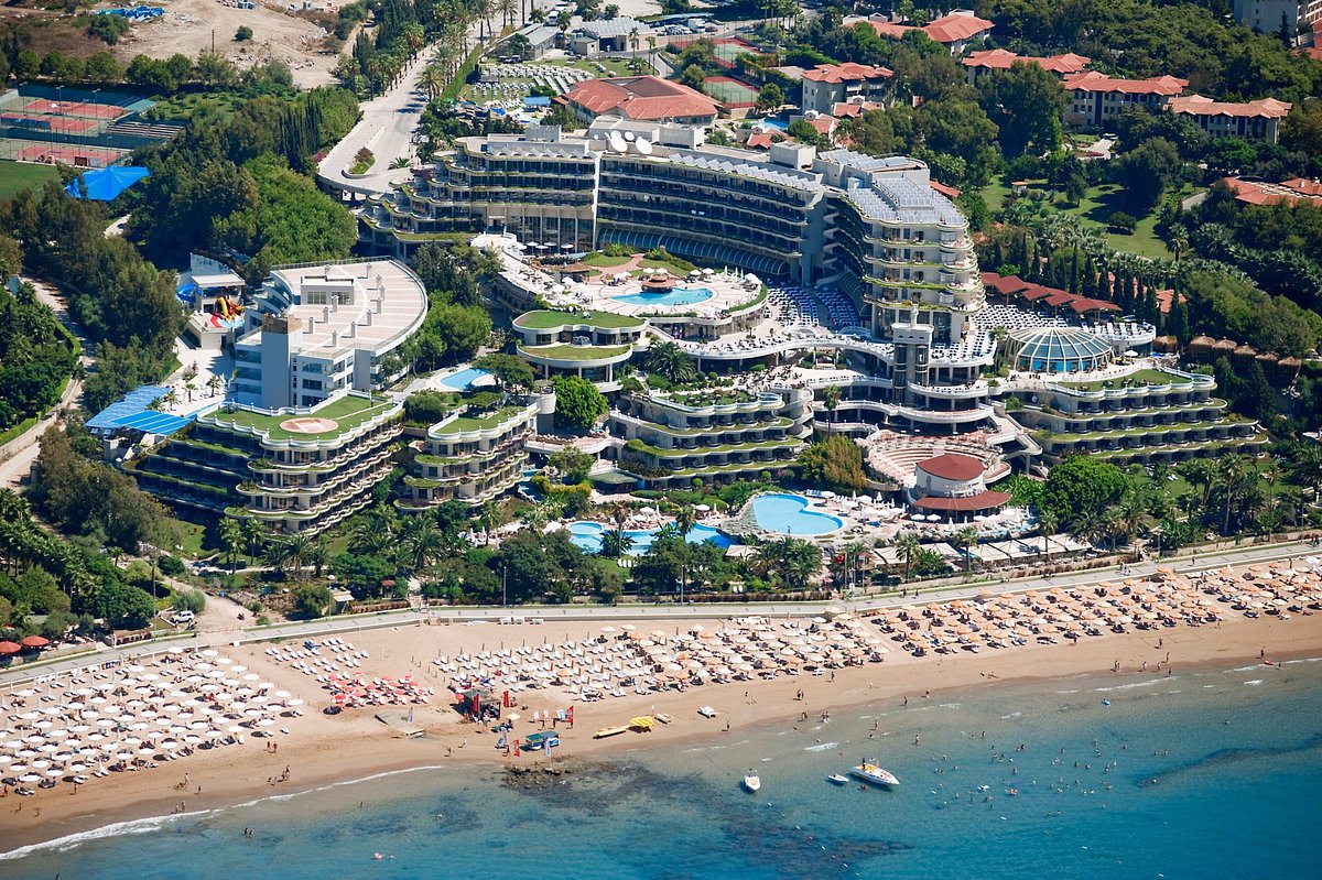 Side Resort