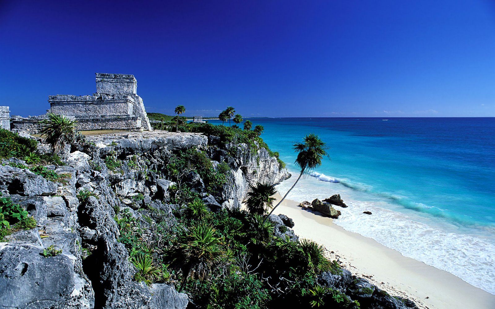 El Castillo