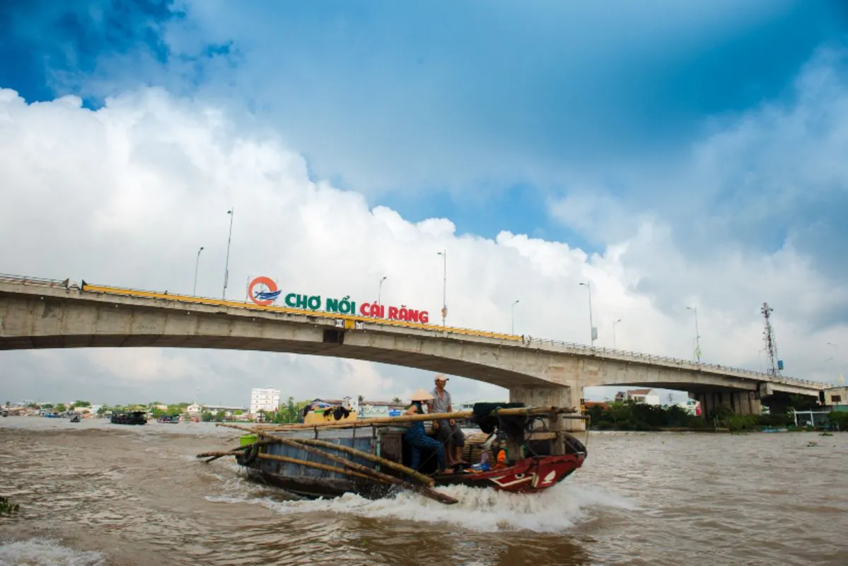 Cai Rang Bridge