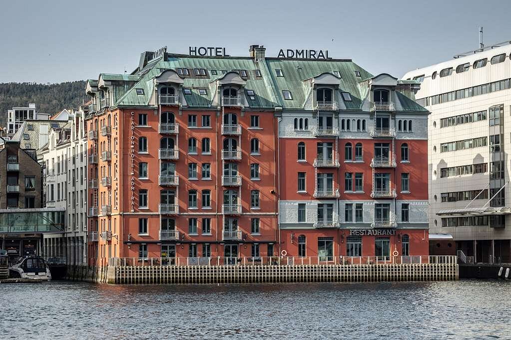 Clarion Hotel