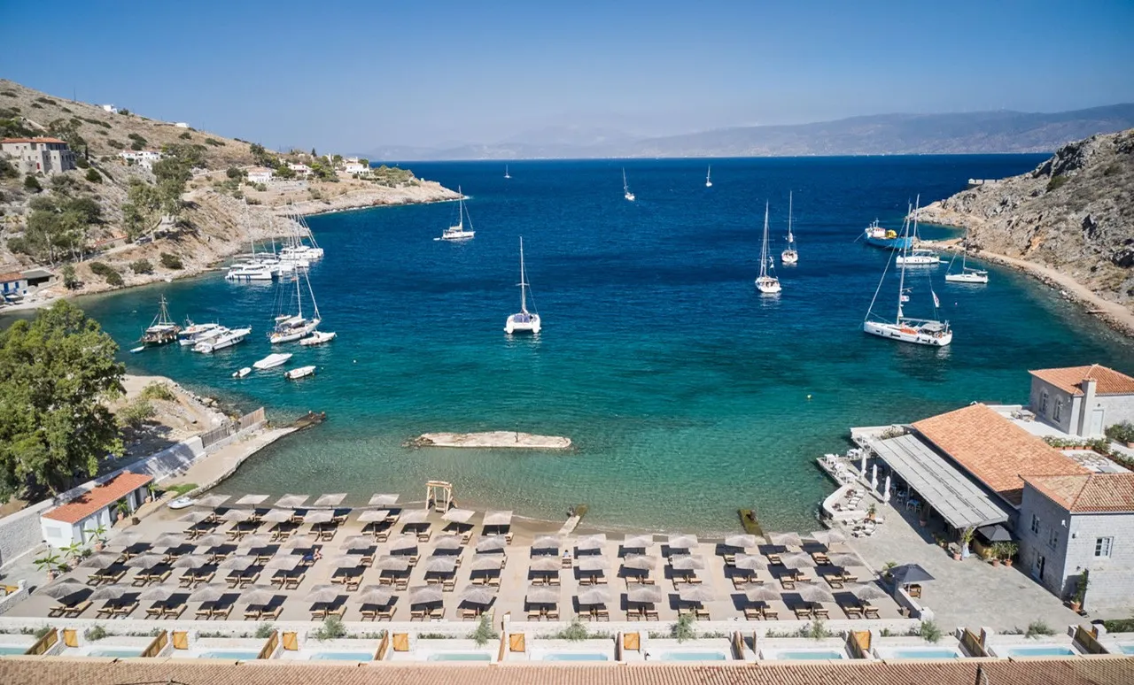 Mandraki Beach