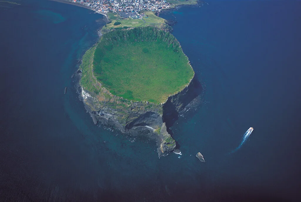 Crater Rim
