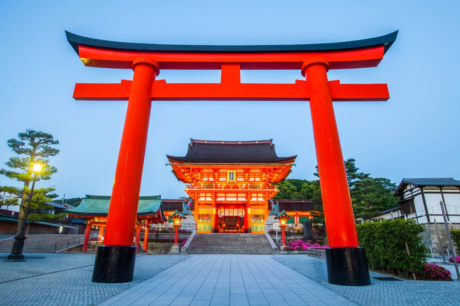 Fushimi Inari Hours