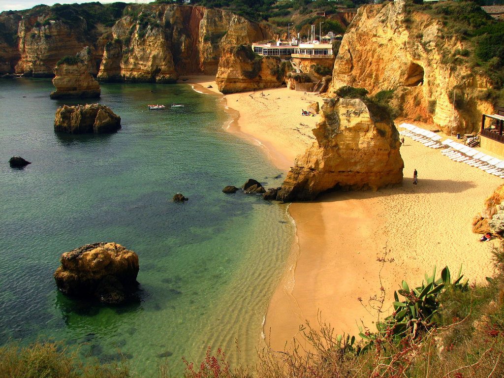 Dona Ana Beach