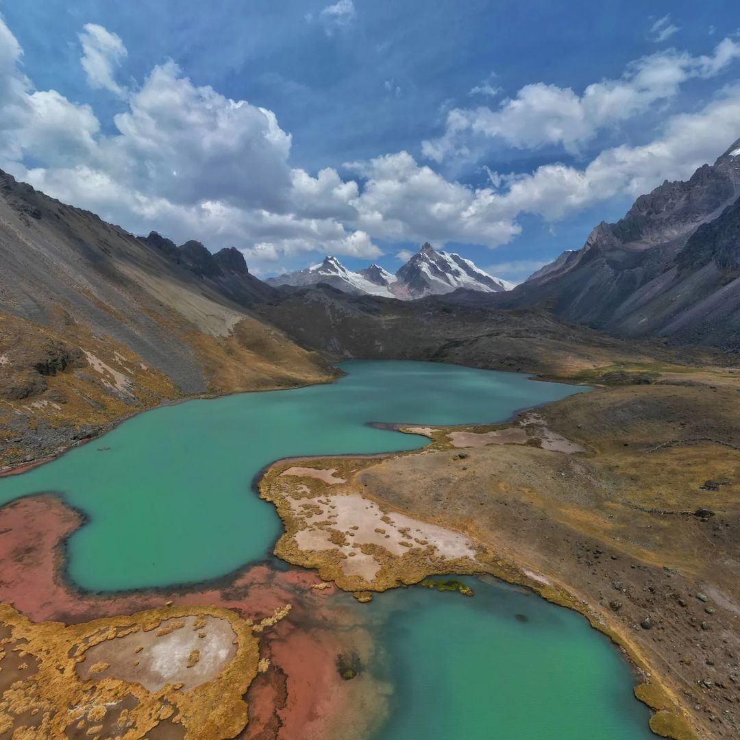 Q'omercocha Lake