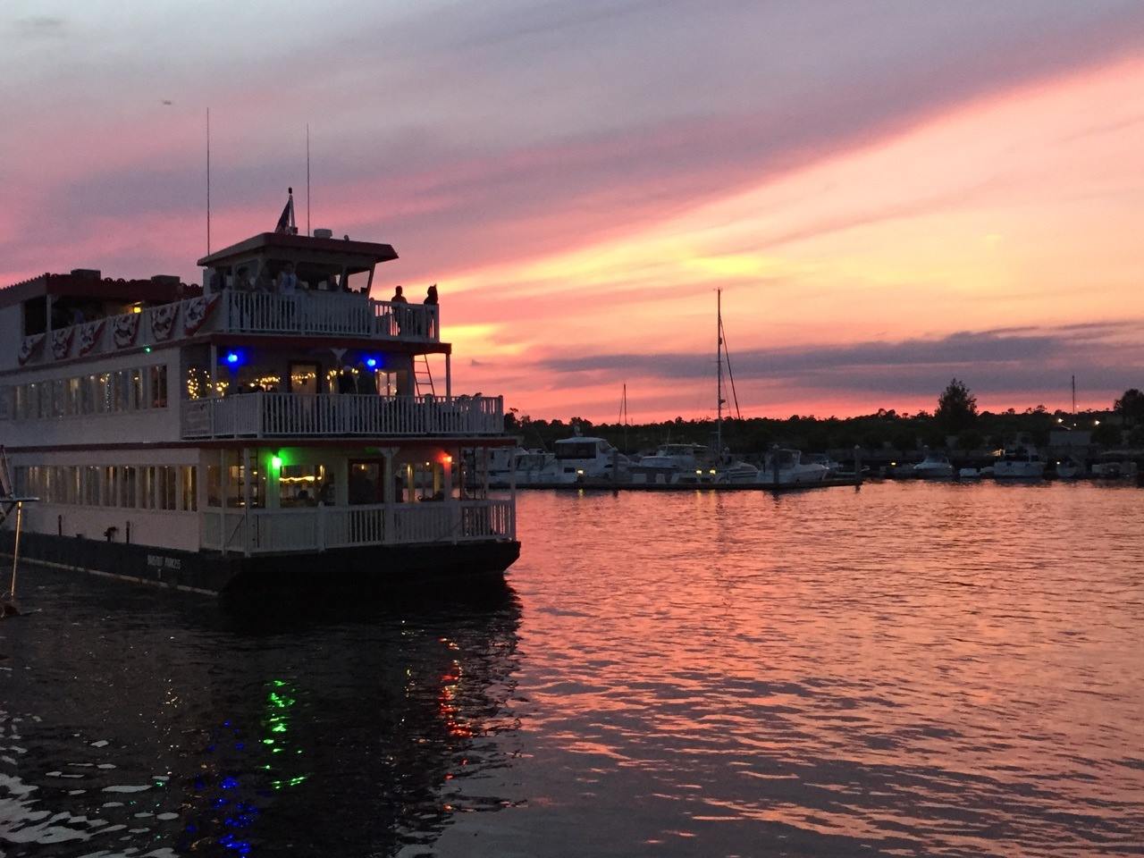 North Myrtle Beach Dinner Cruises